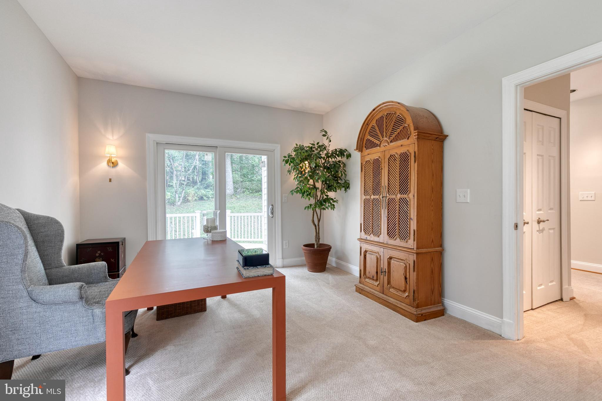 MANOR SPRINGS - Residential