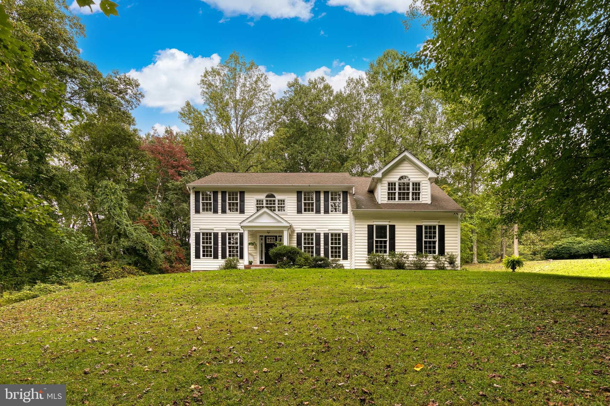 MANOR SPRINGS - Residential