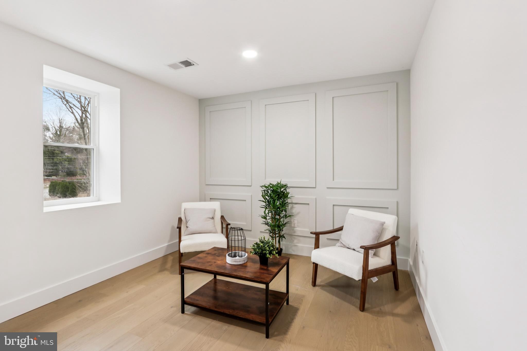 ELKINS PARK - Residential