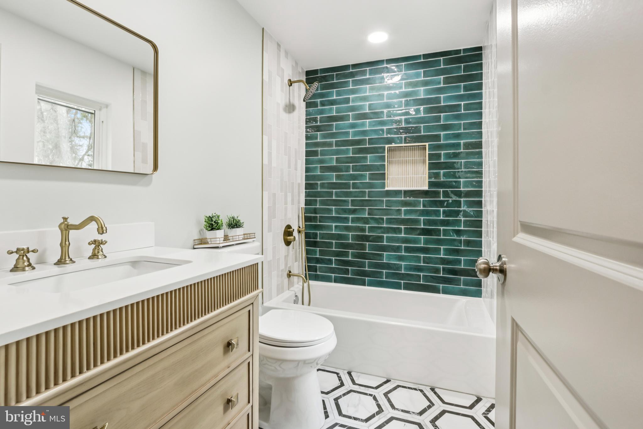 ELKINS PARK - Residential