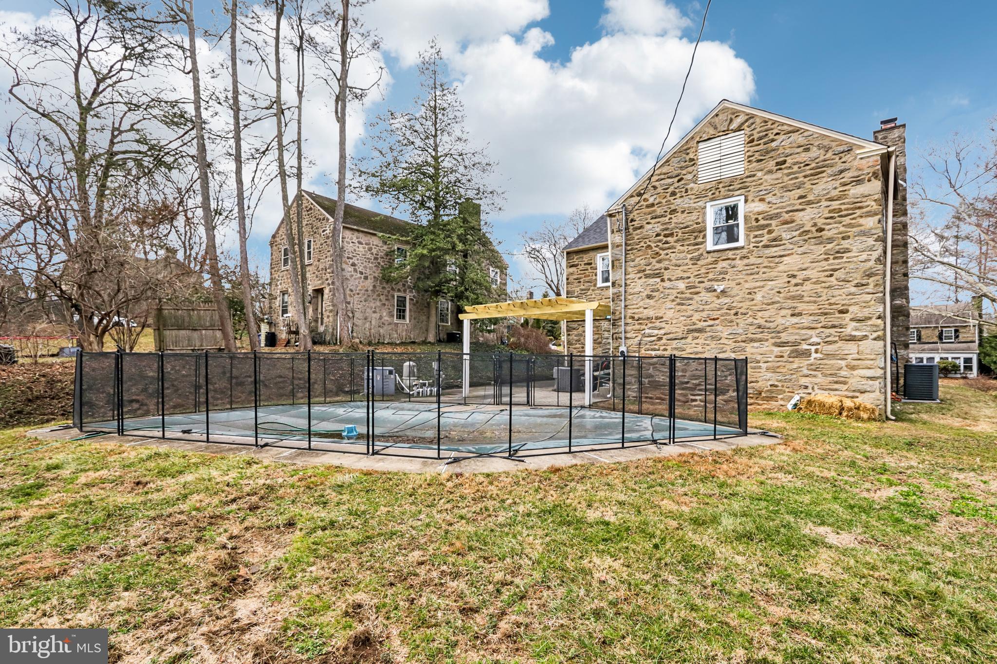 ELKINS PARK - Residential