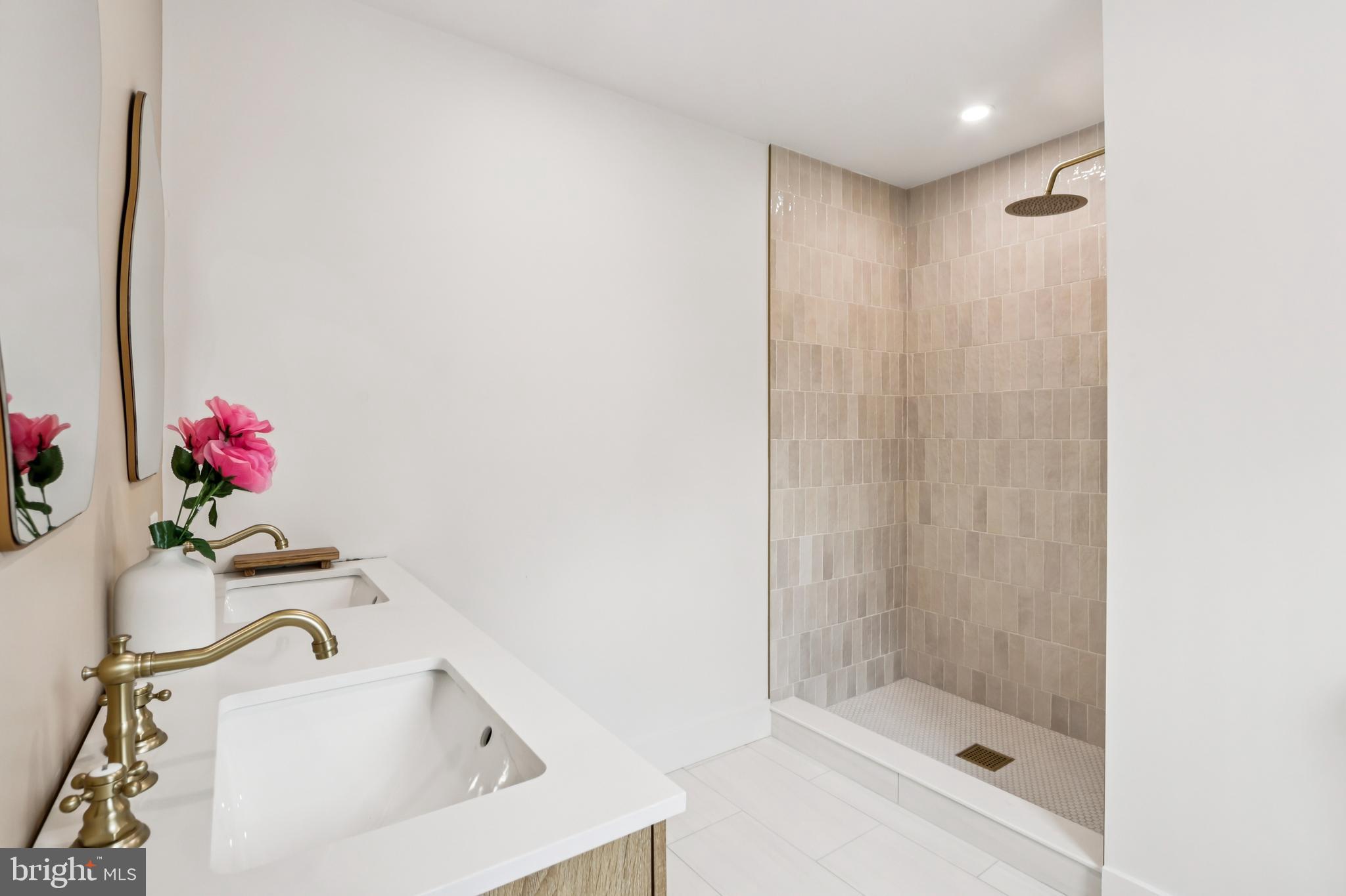 ELKINS PARK - Residential