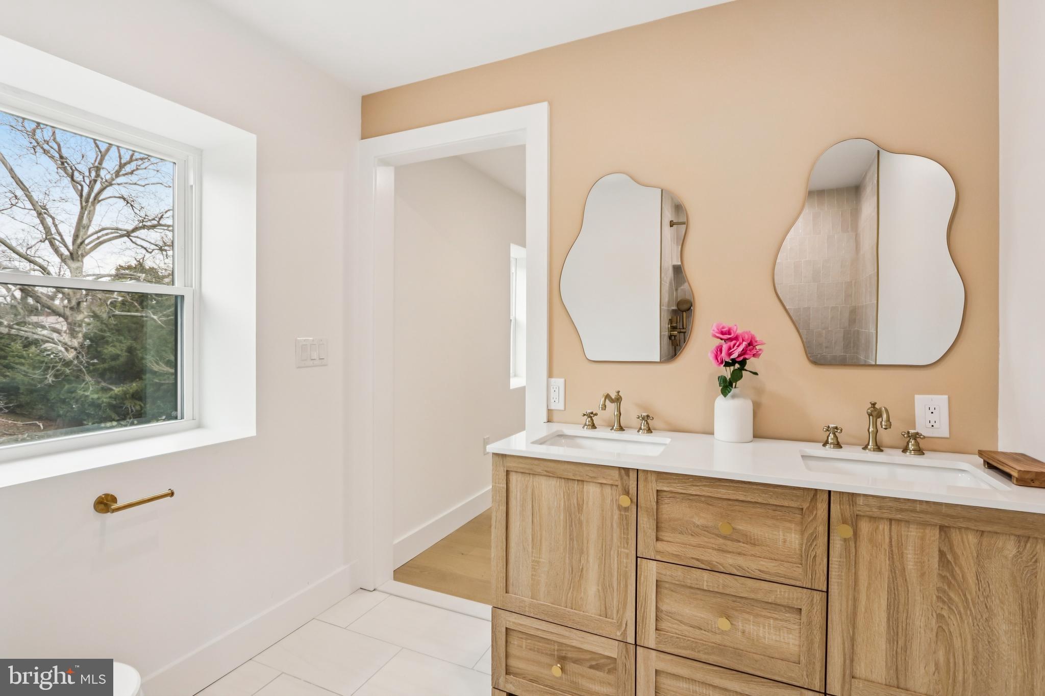 ELKINS PARK - Residential