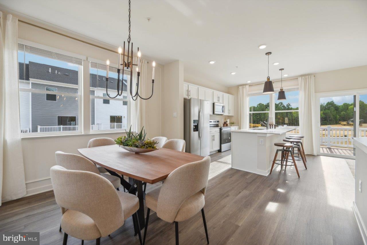 PINEGROVE - Residential