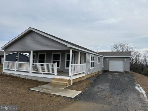 Homes For Sale - 65 Ash Road<br/> HAMBURG, PA 19526