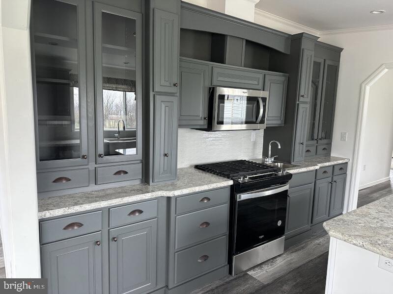 PLEASANT HILLS TR - Residential