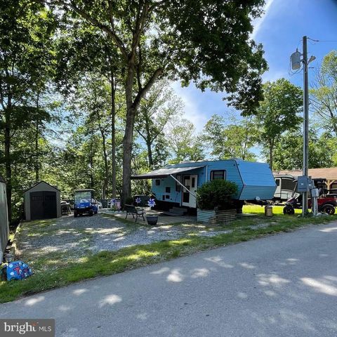 78-74 BOO BOO BOULEVARD FALLING WATERS WV 25419