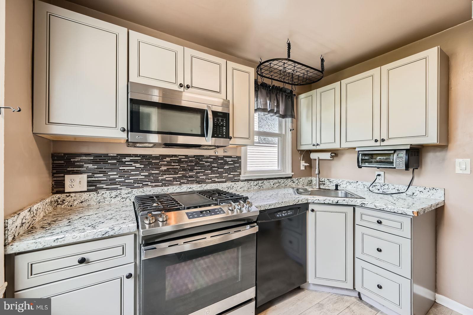 PARKVILLE - Residential