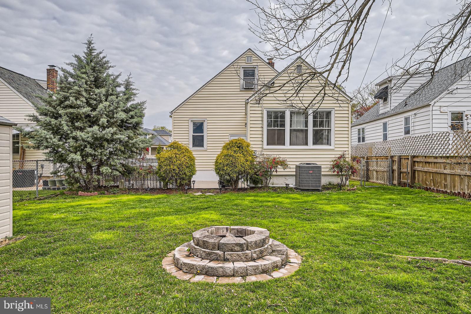 PARKVILLE - Residential