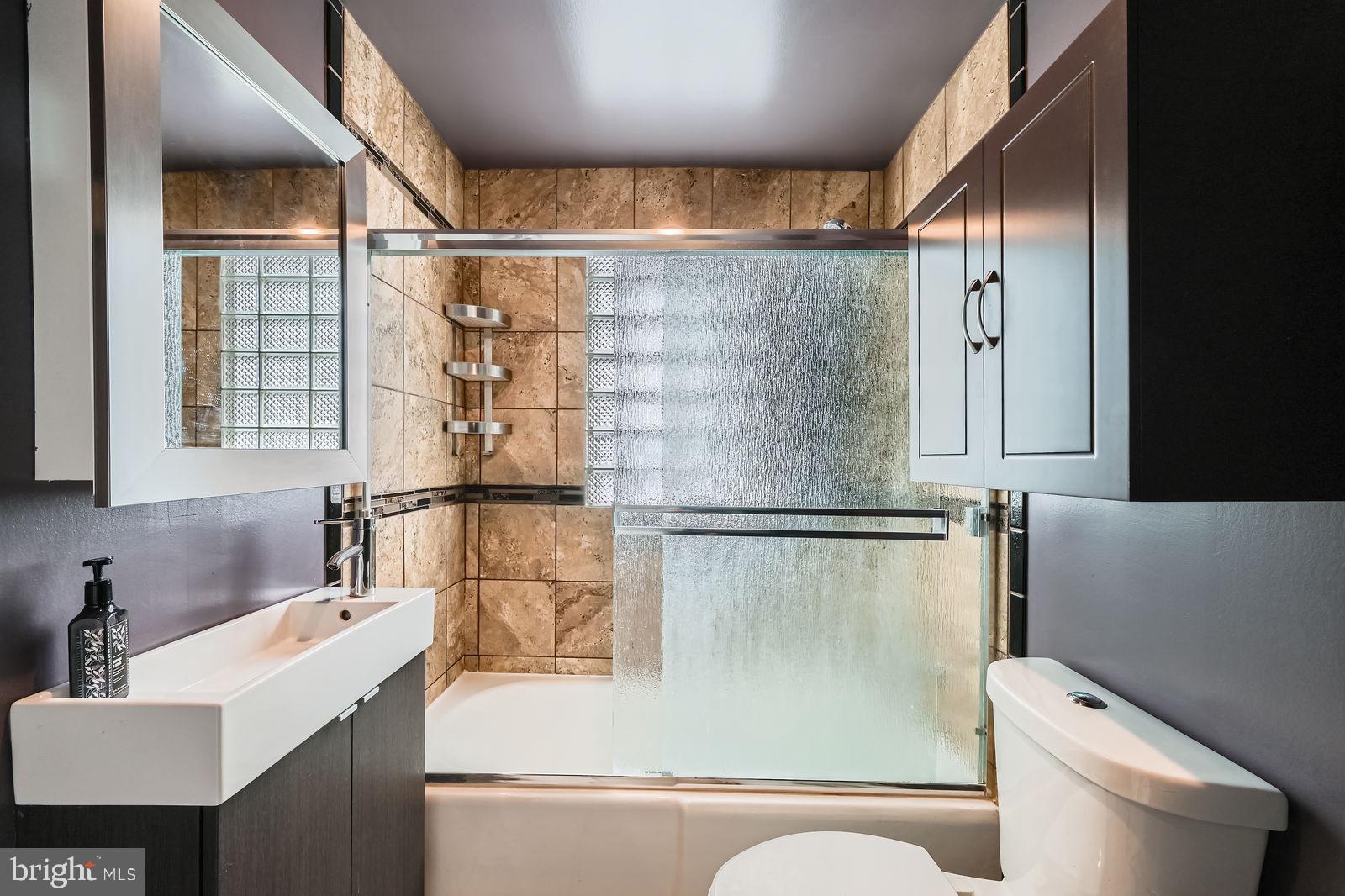 PARKVILLE - Residential