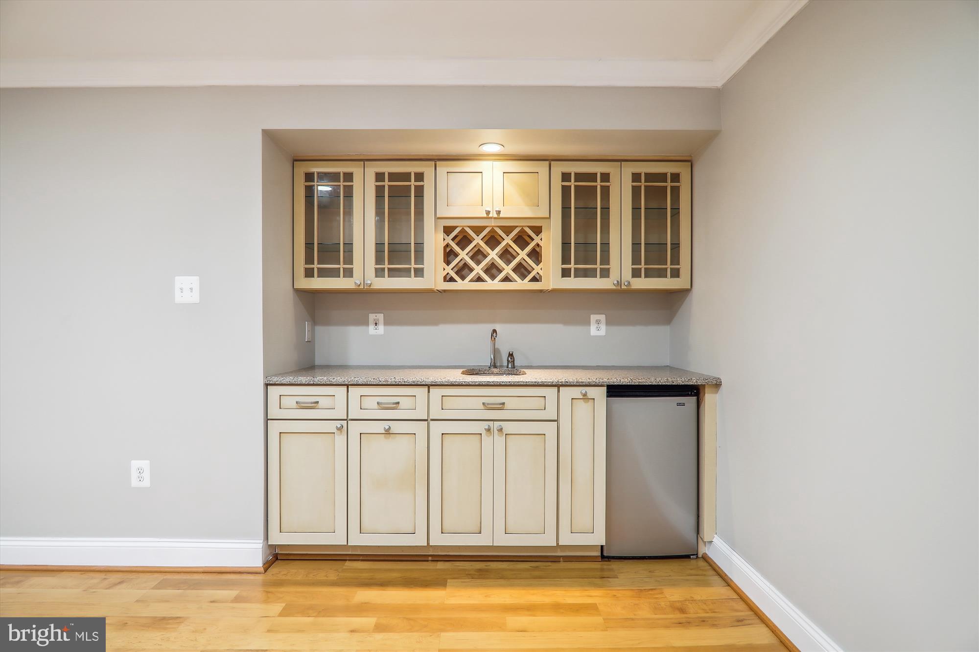 LAKELANDS - Residential