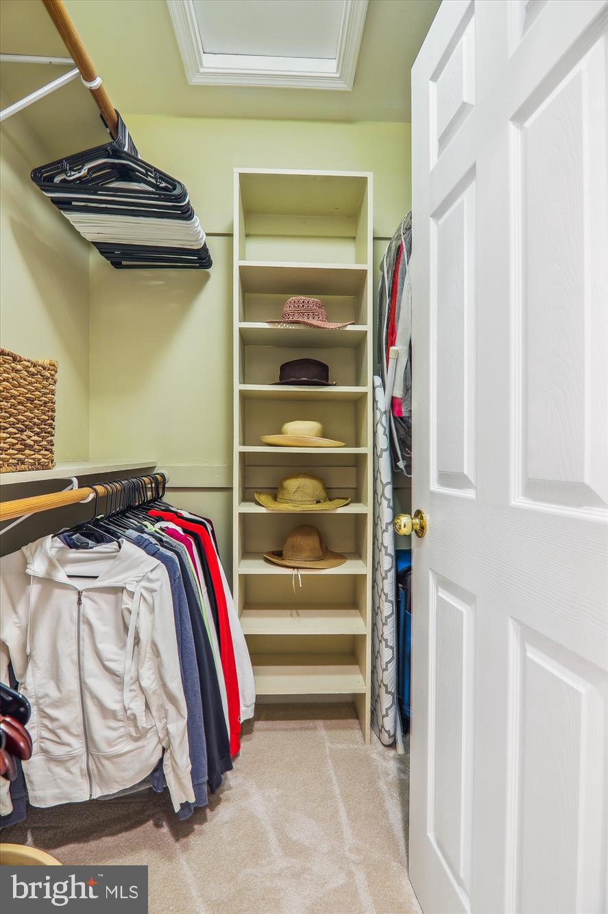 LAKELANDS - Residential