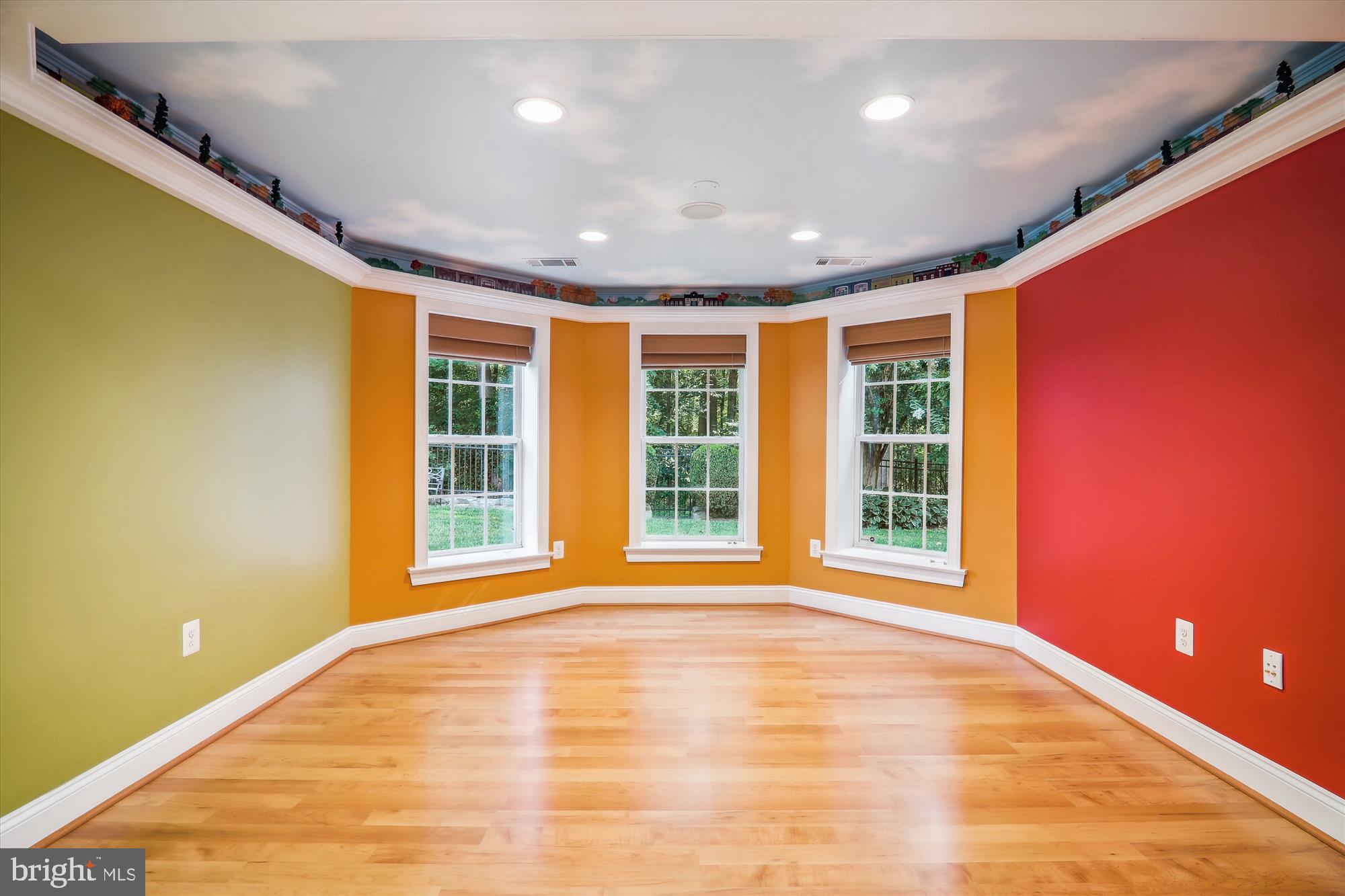 LAKELANDS - Residential