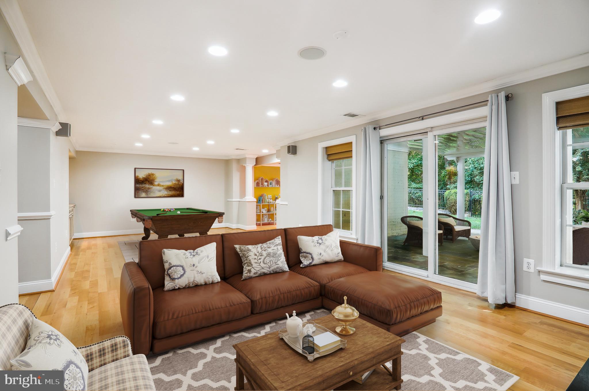 LAKELANDS - Residential