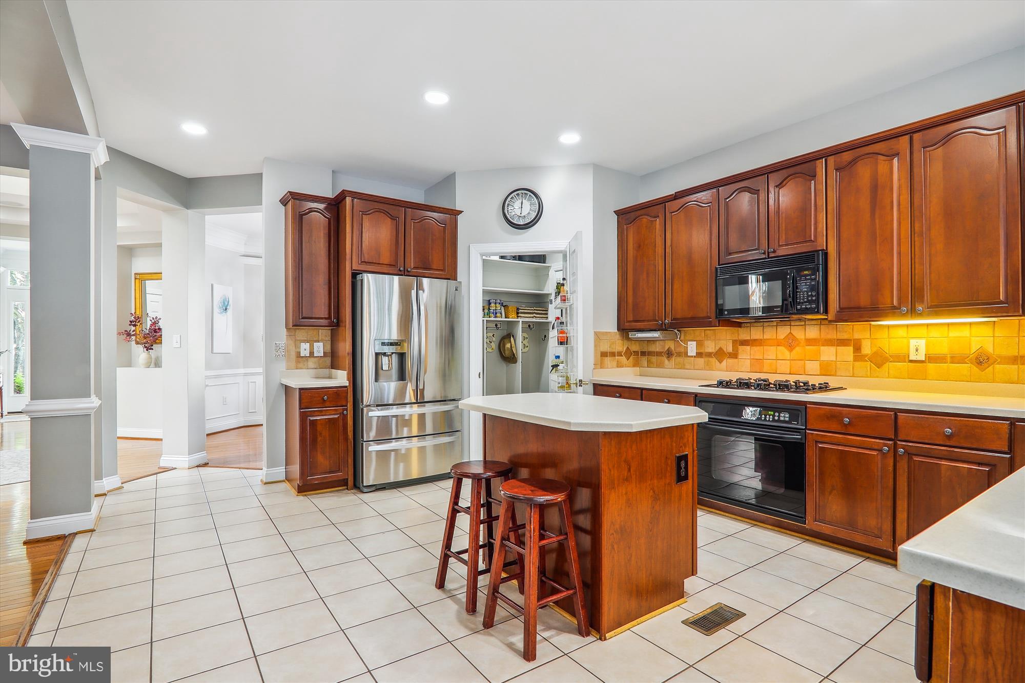 LAKELANDS - Residential