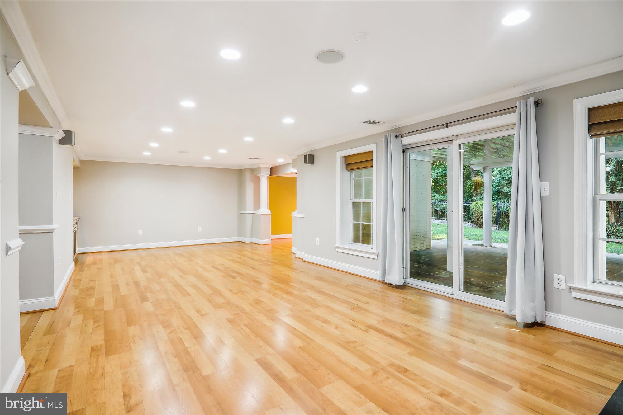 LAKELANDS - Residential