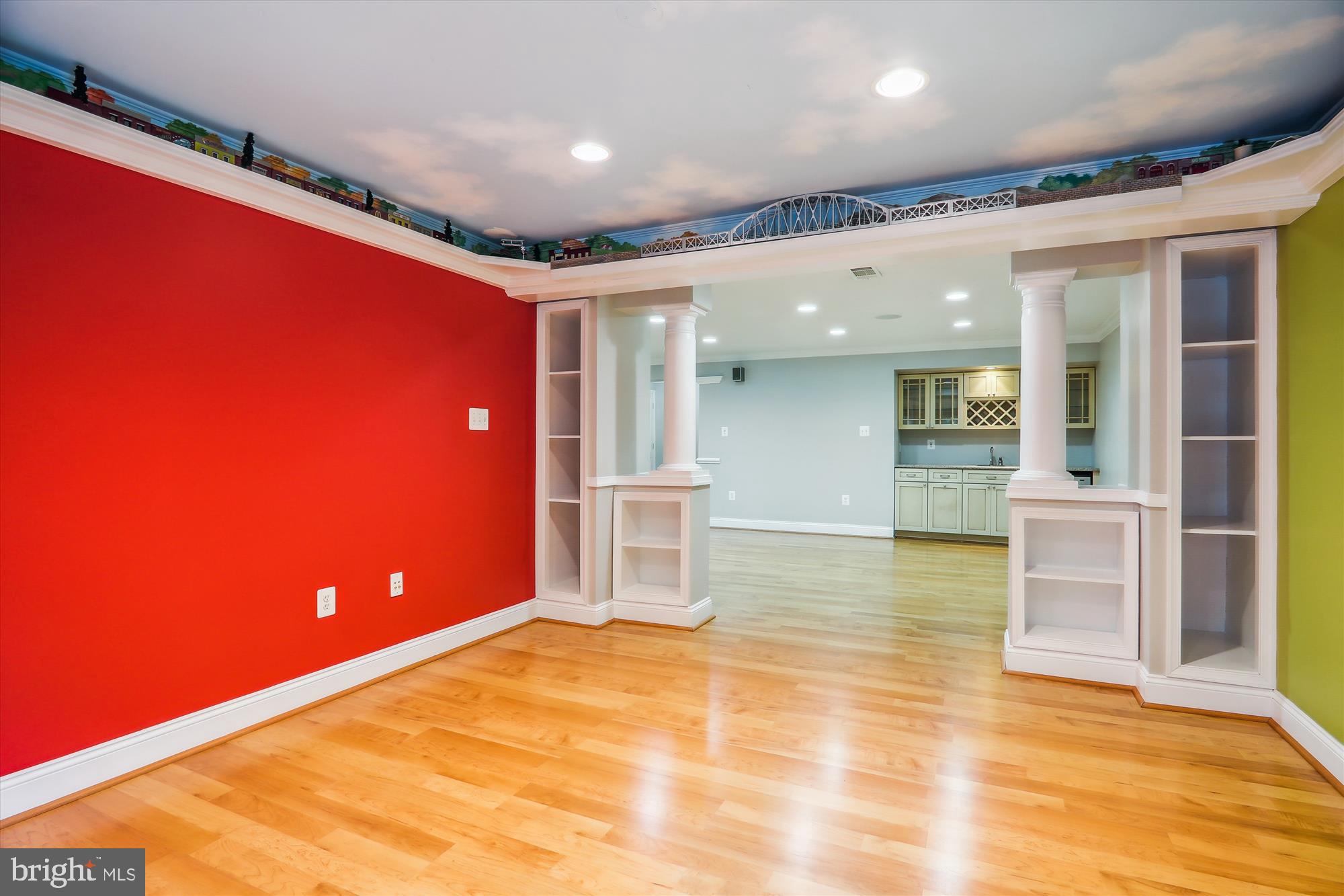 LAKELANDS - Residential