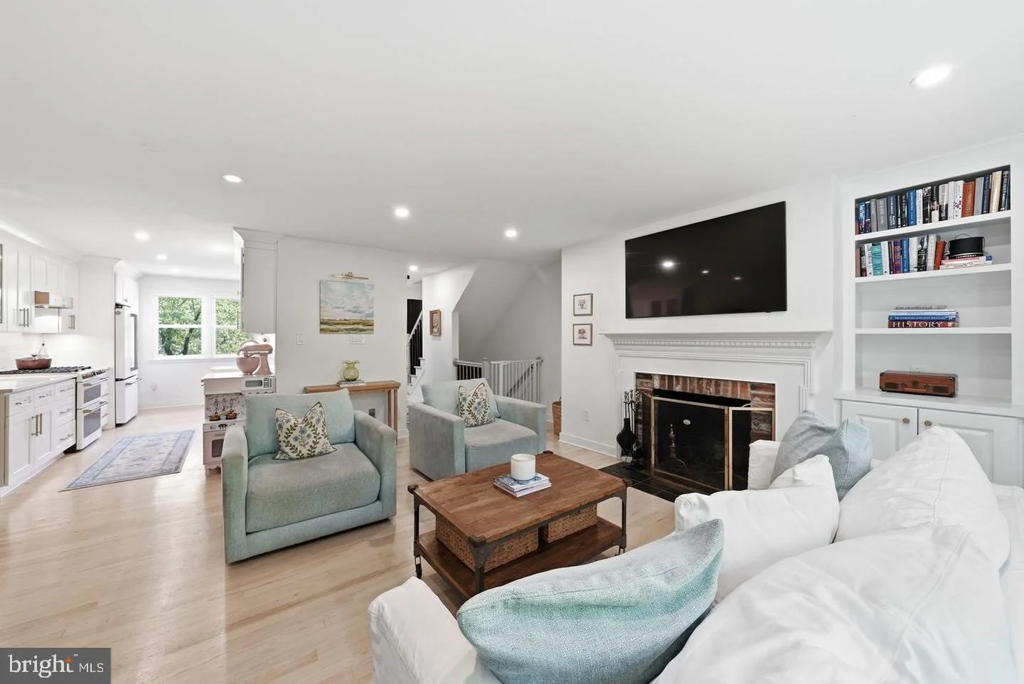 6328 Golf Course Square