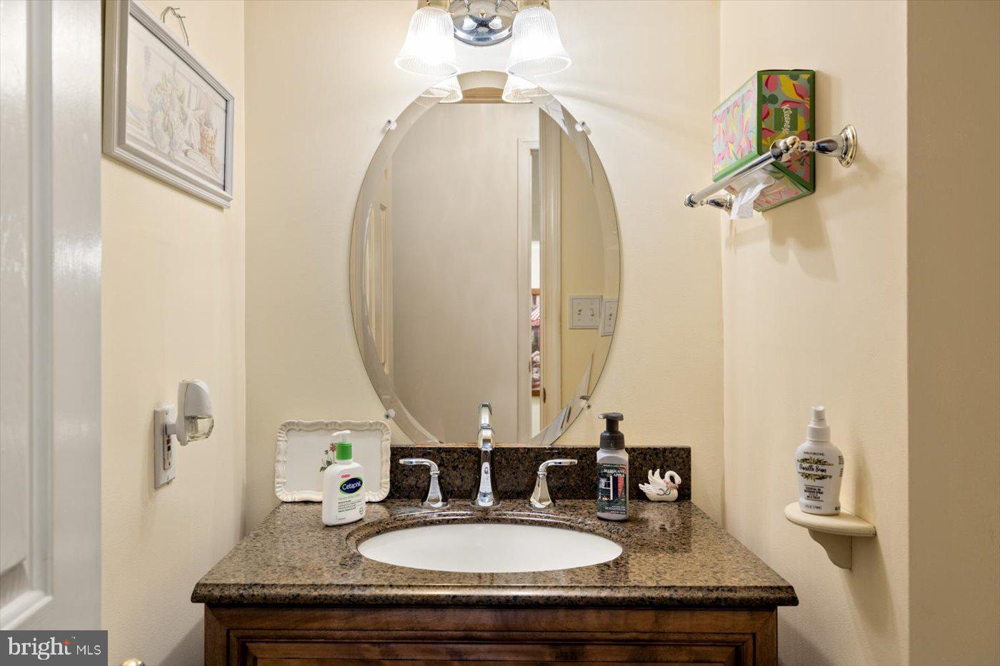 PRESIDENTIAL LAKES - Residential