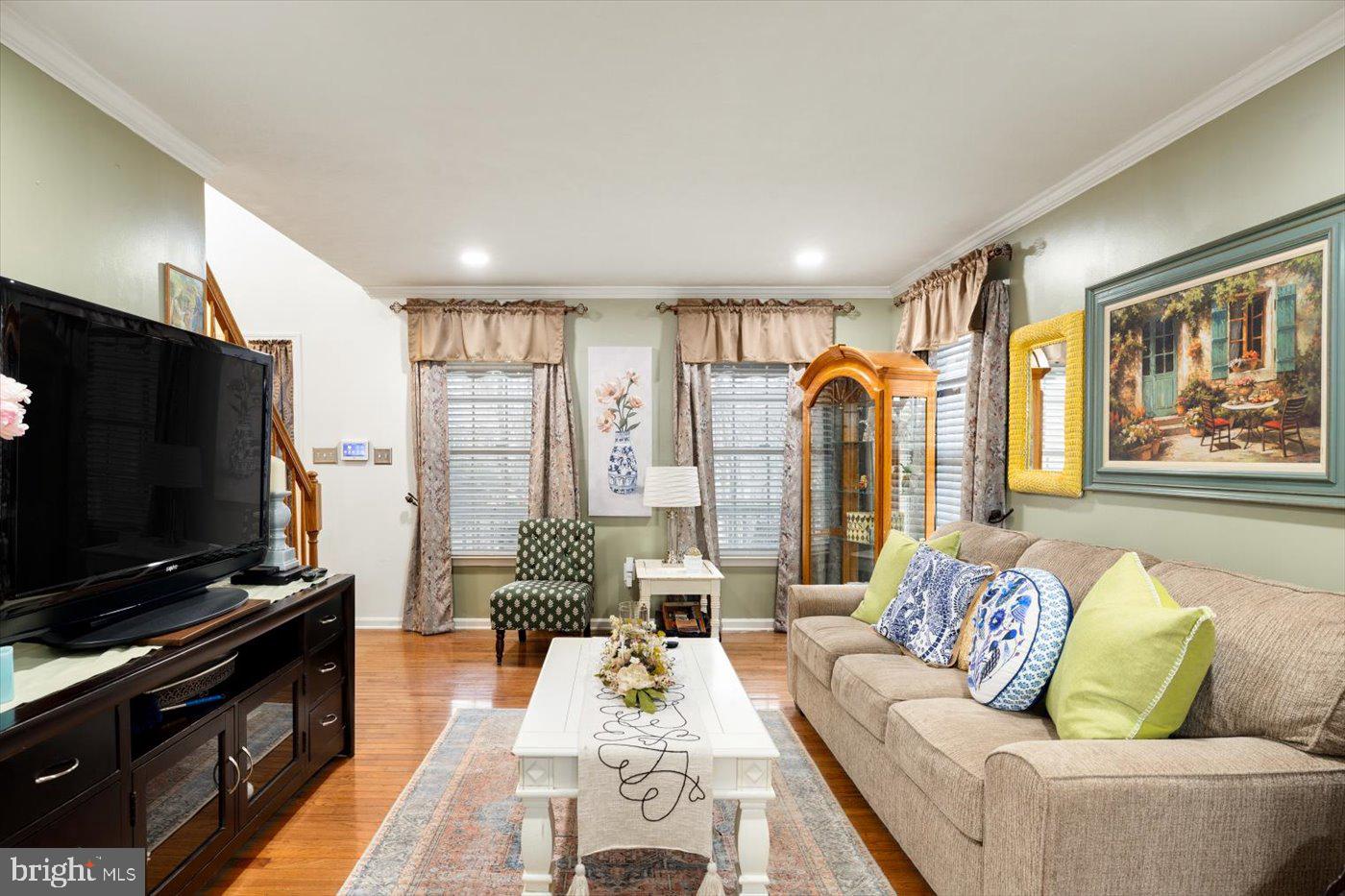 PRESIDENTIAL LAKES - Residential