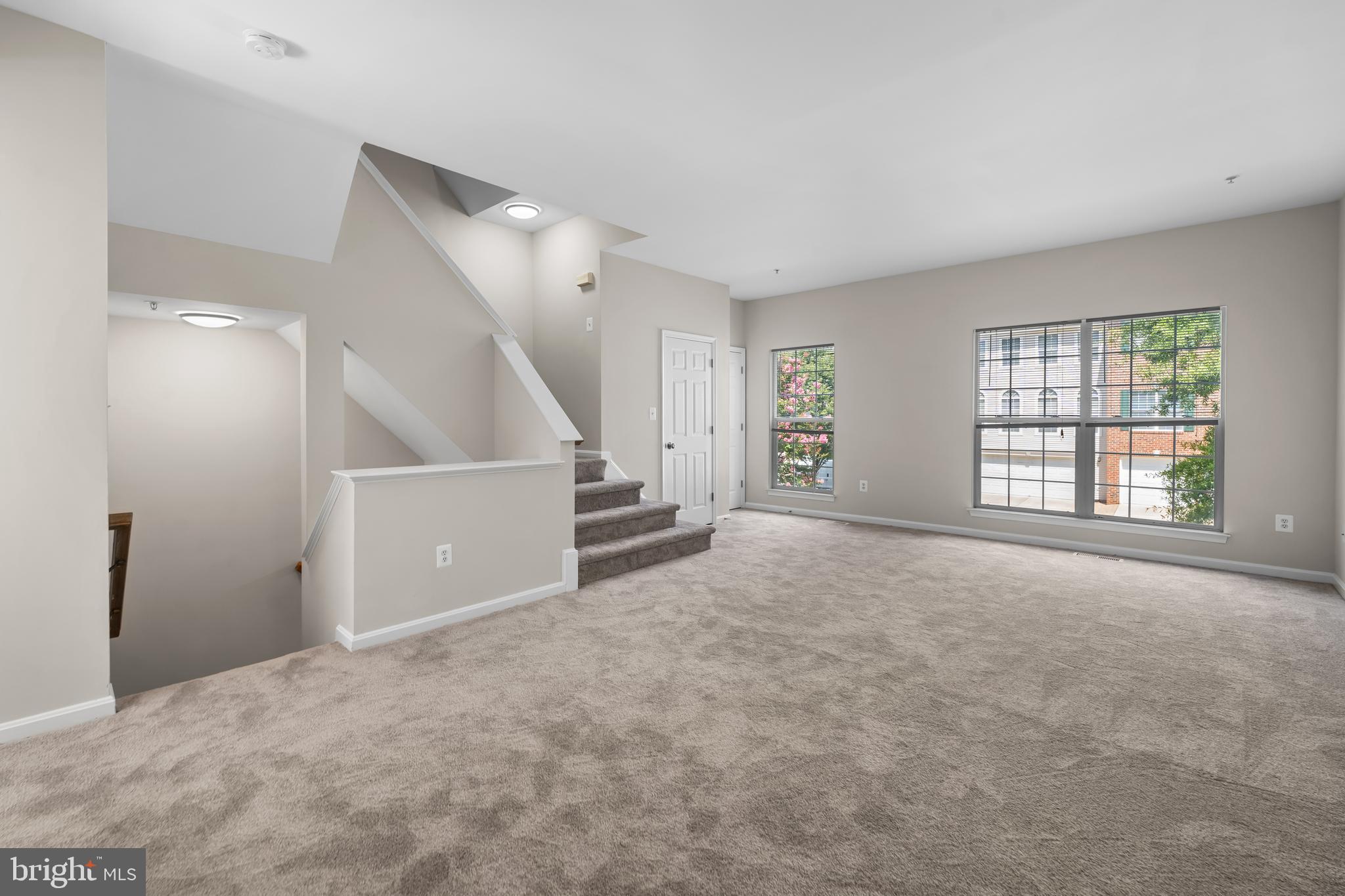 SEVEN OAKS - Residential Lease