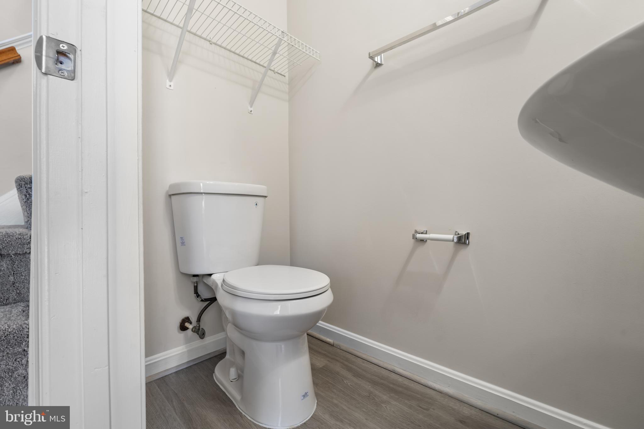 SEVEN OAKS - Residential Lease