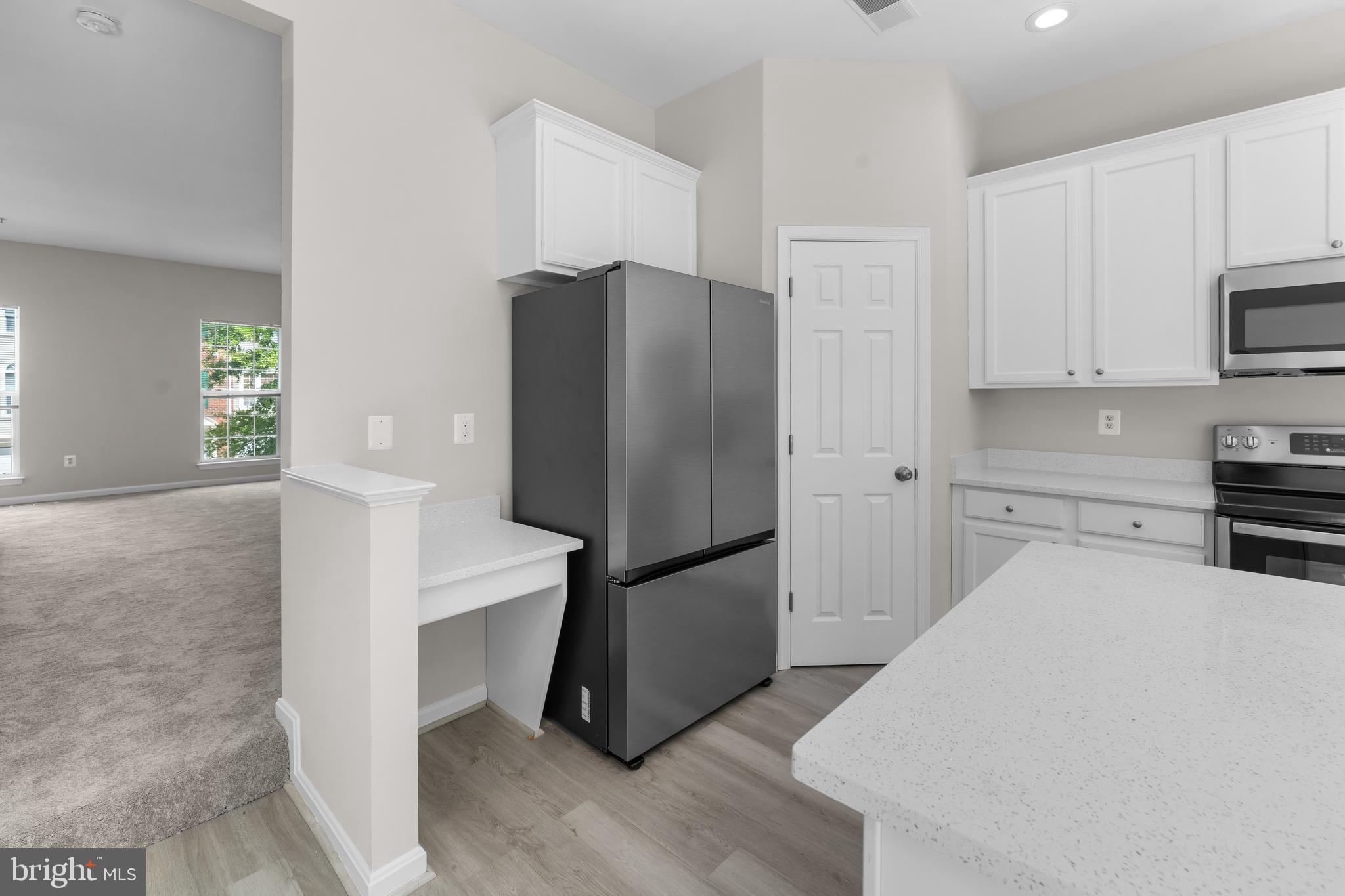 SEVEN OAKS - Residential Lease