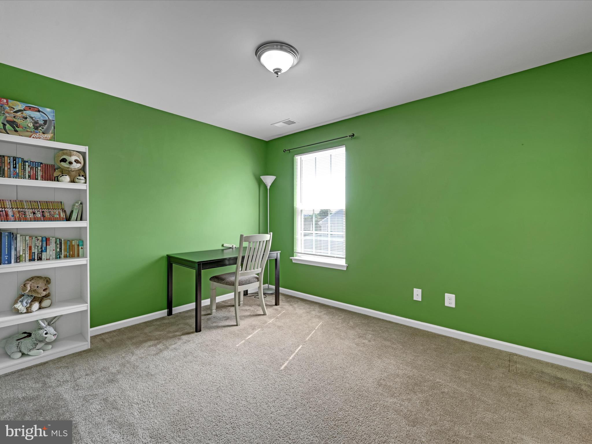 LOGANS RESERVE - Residential