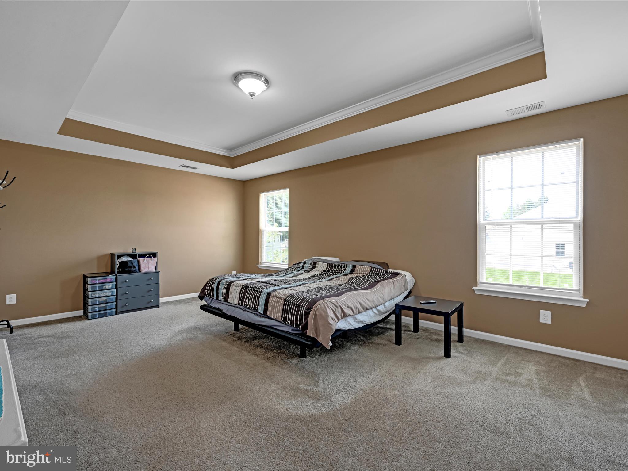 LOGANS RESERVE - Residential