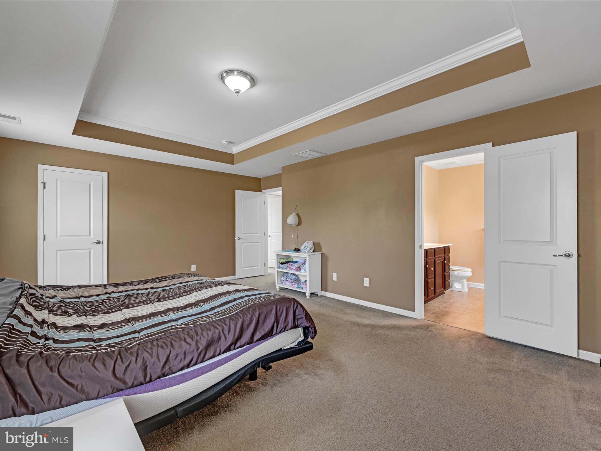 LOGANS RESERVE - Residential