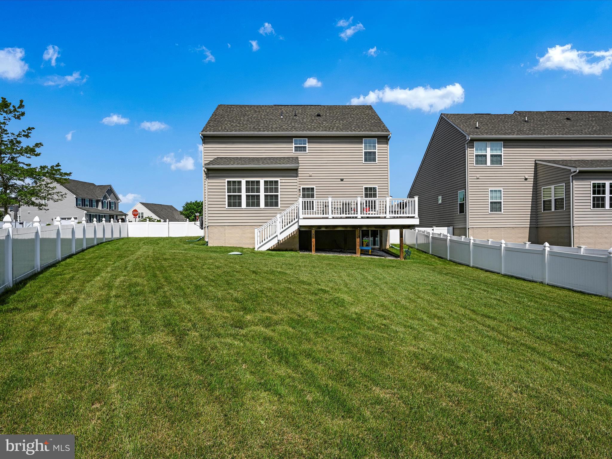 LOGANS RESERVE - Residential