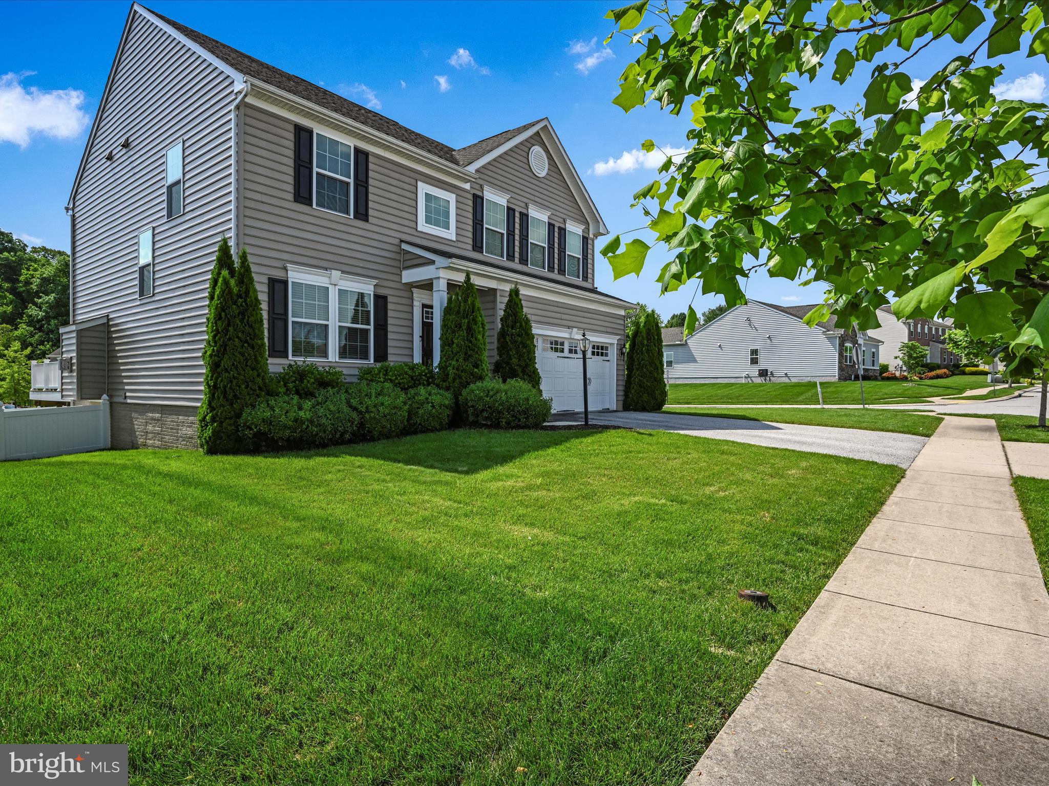 LOGANS RESERVE - Residential