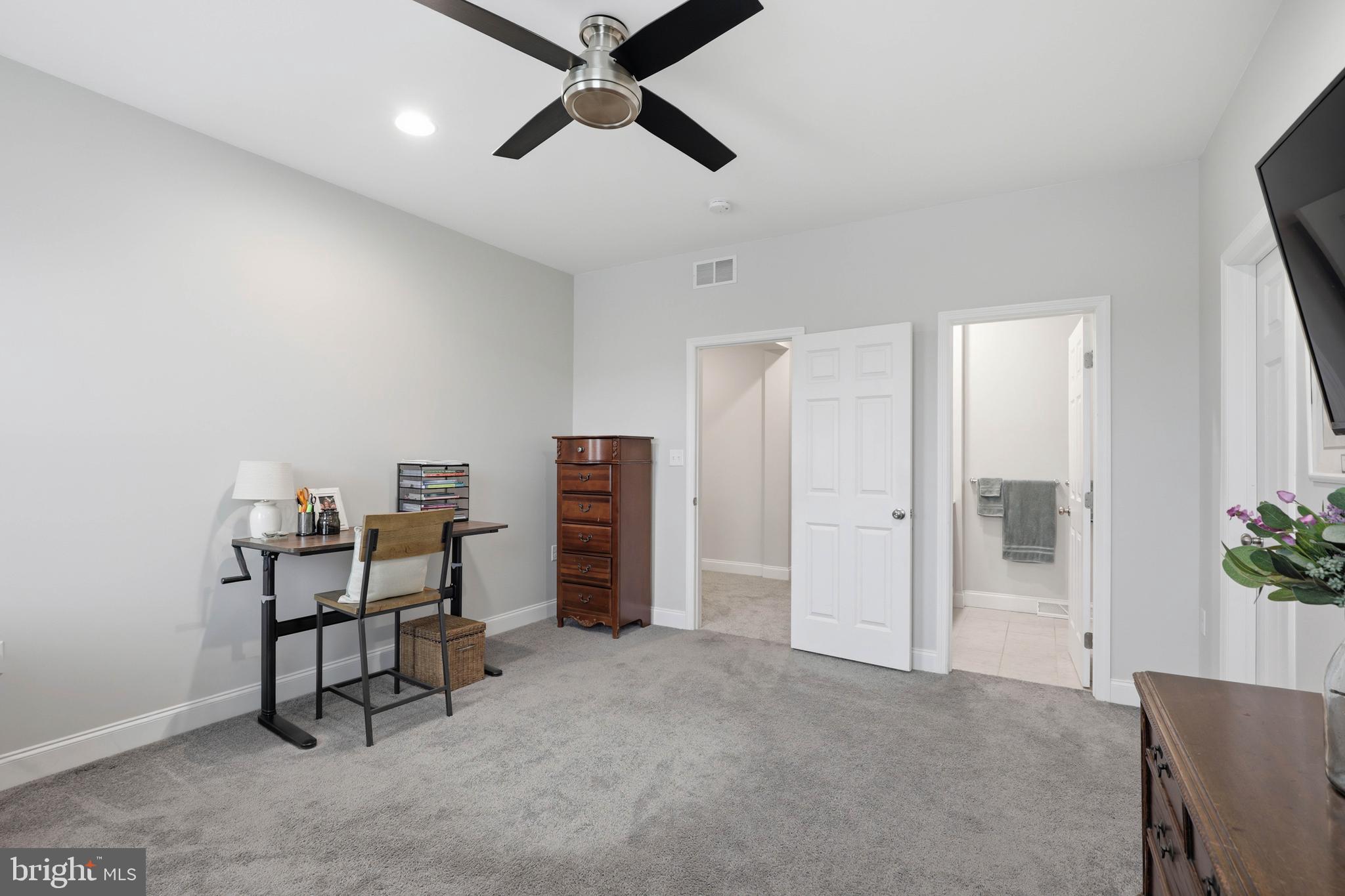 GRANDVIEW - Residential