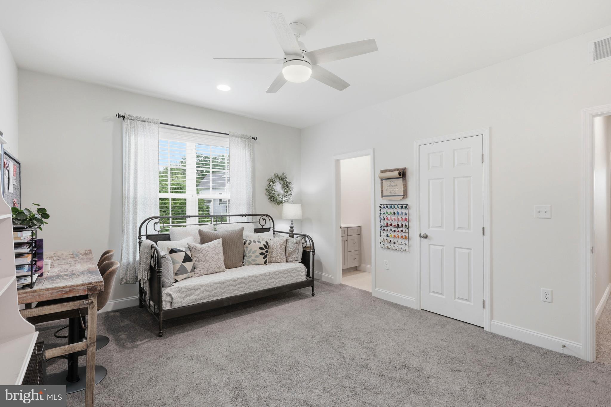 GRANDVIEW - Residential