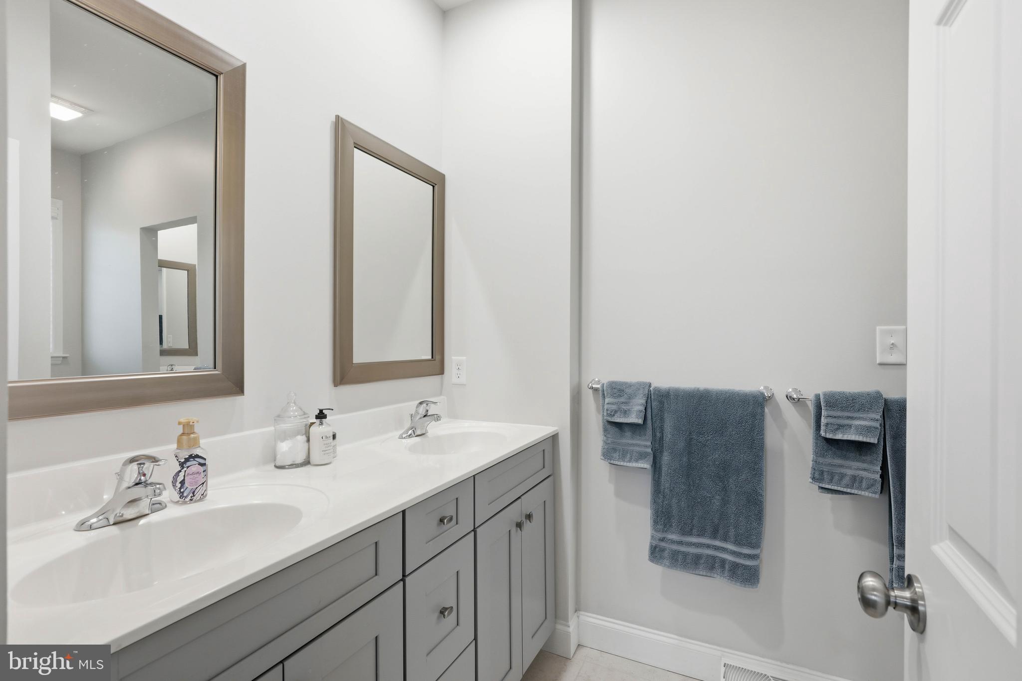 GRANDVIEW - Residential