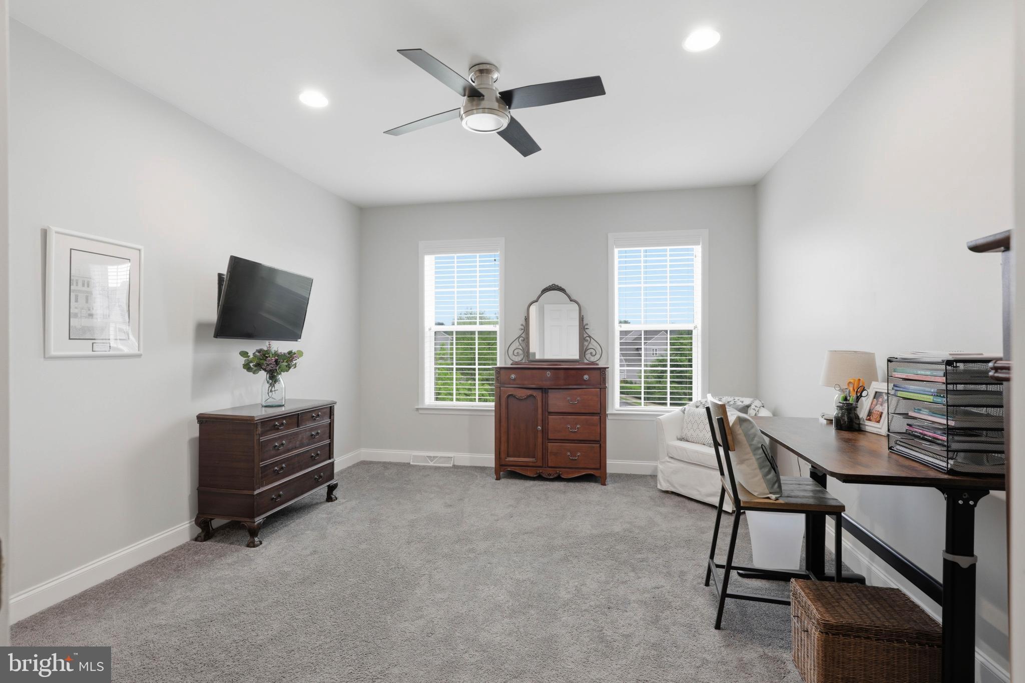GRANDVIEW - Residential