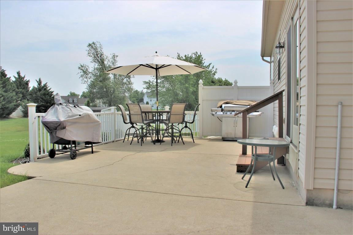 VINTAGE ACRES - Residential