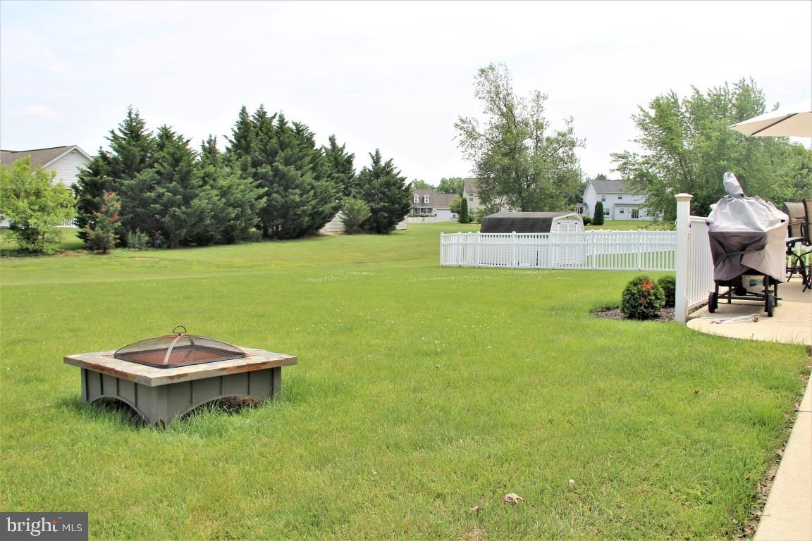 VINTAGE ACRES - Residential