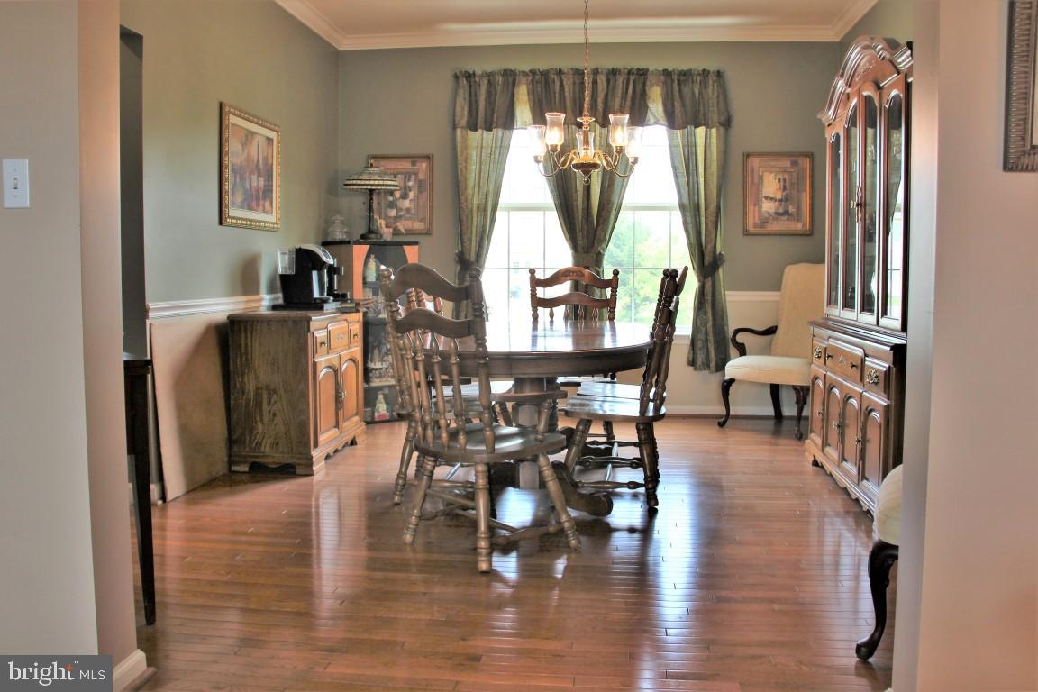 VINTAGE ACRES - Residential