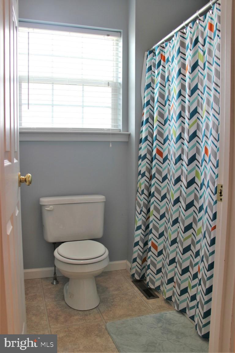 VINTAGE ACRES - Residential