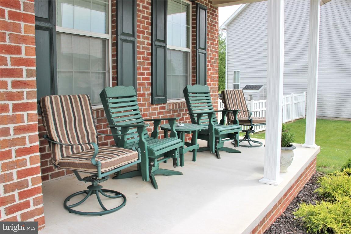 VINTAGE ACRES - Residential