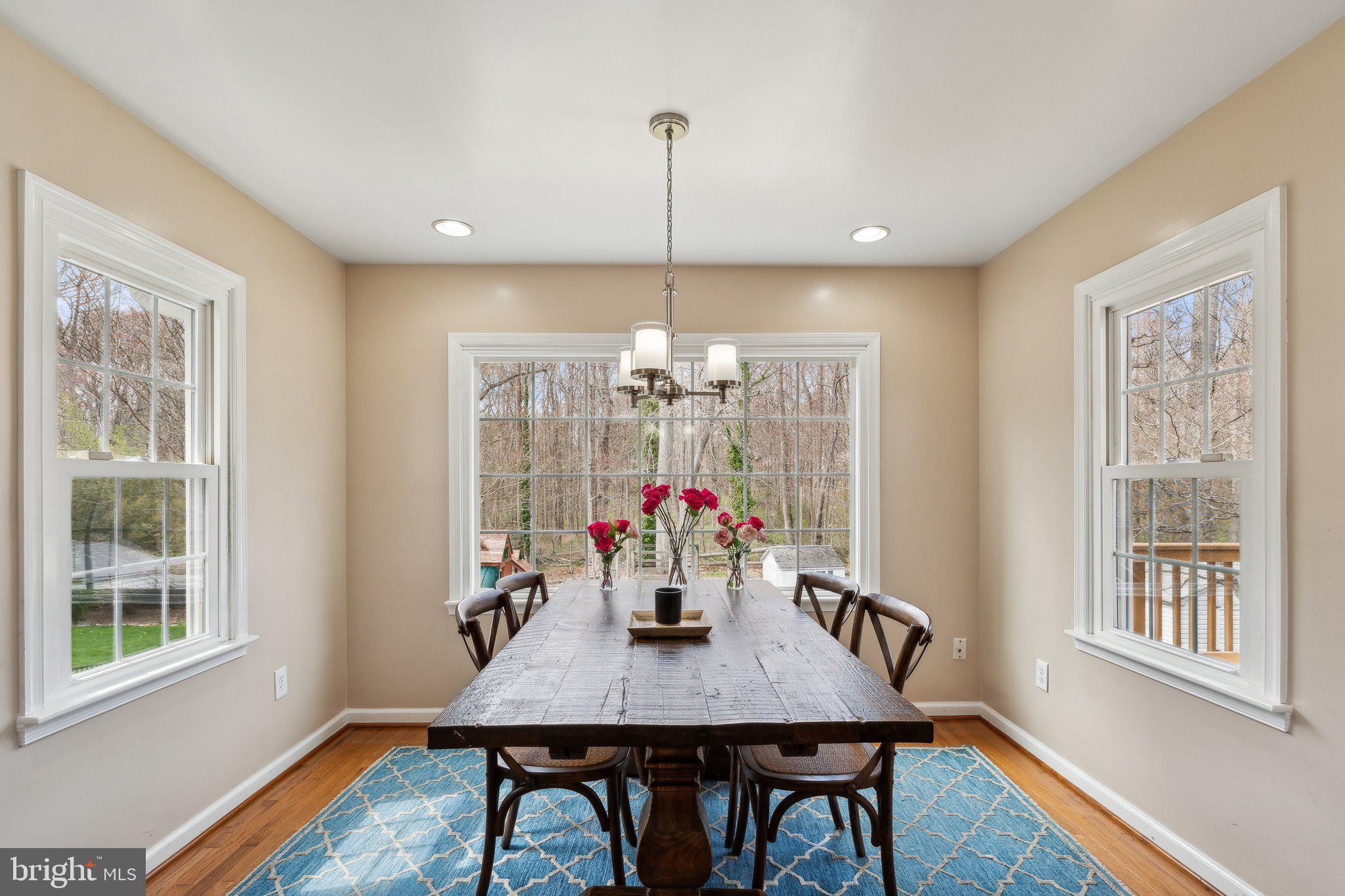 SUTTON PLACE - Residential