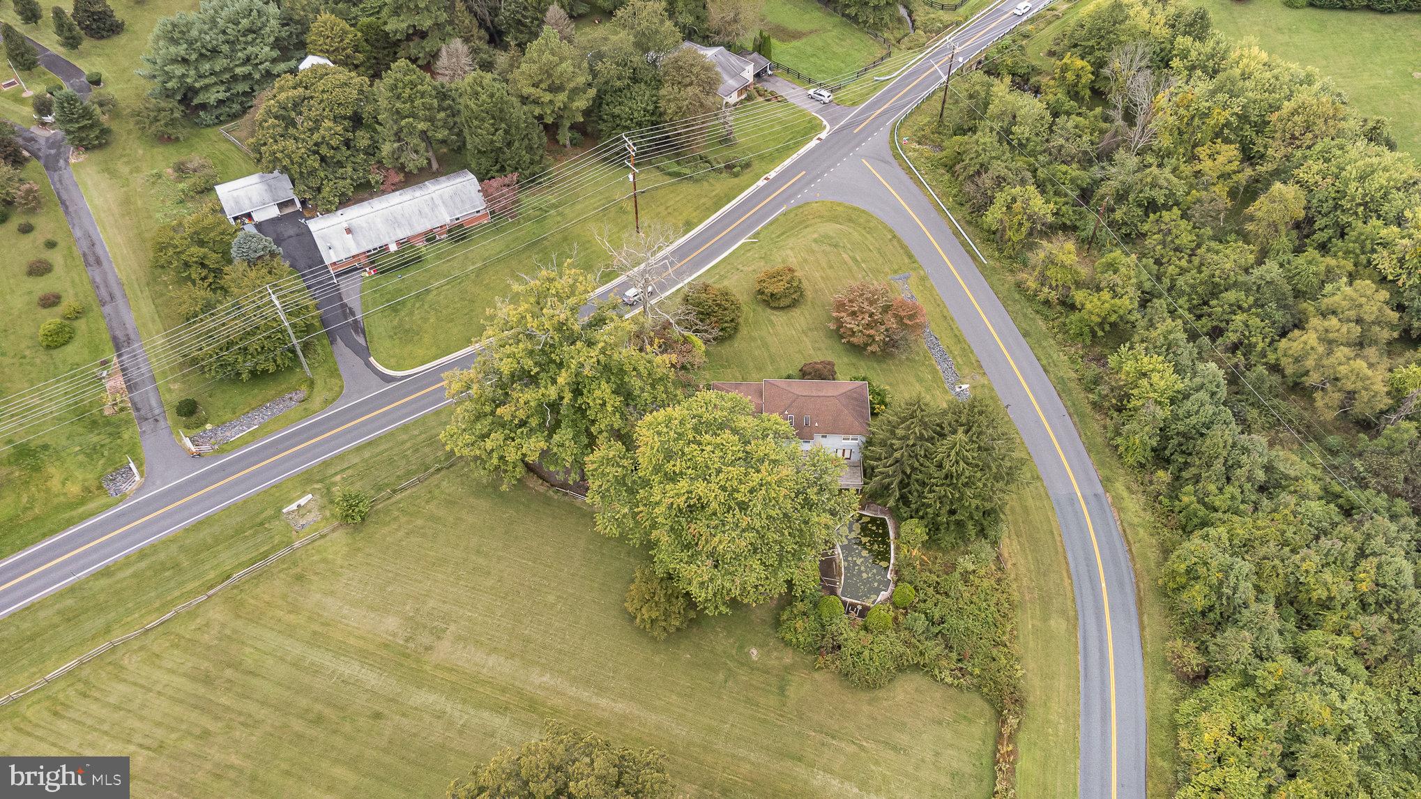 LYNS FOREST - Residential