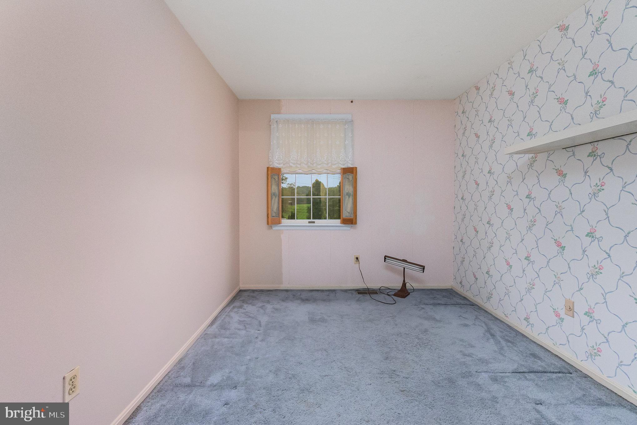 LYNS FOREST - Residential