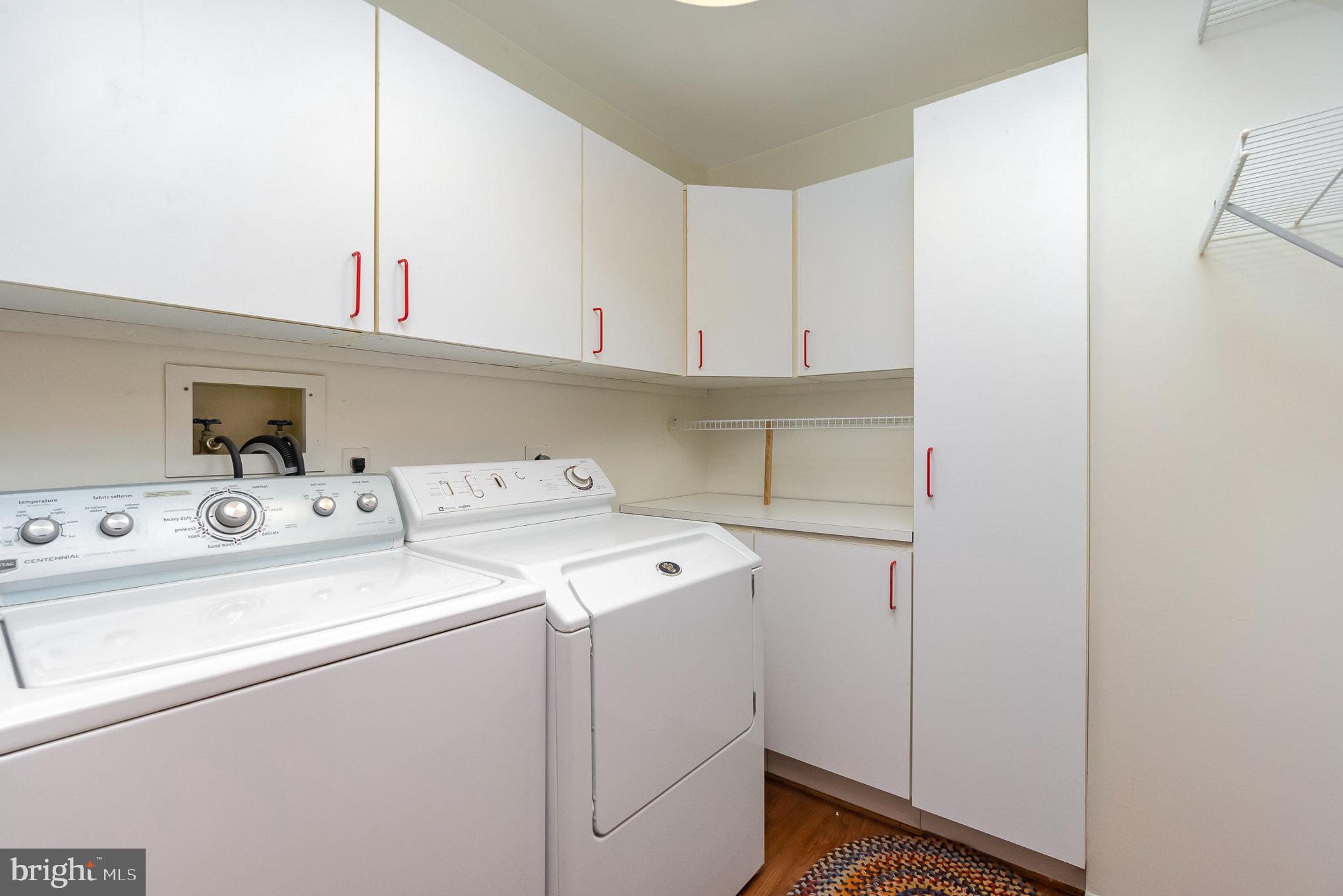 LYNS FOREST - Residential