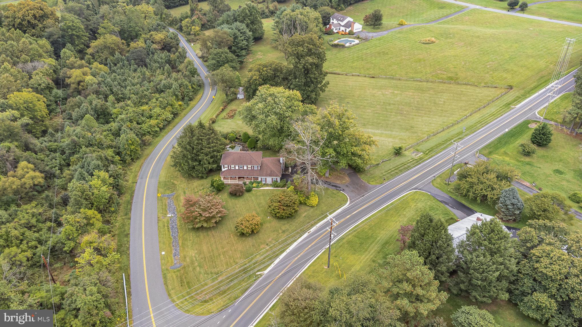 LYNS FOREST - Residential
