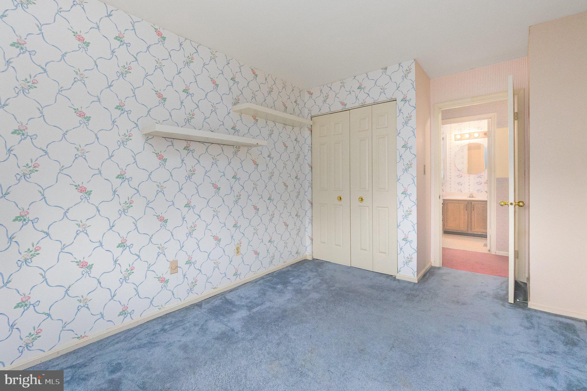 LYNS FOREST - Residential