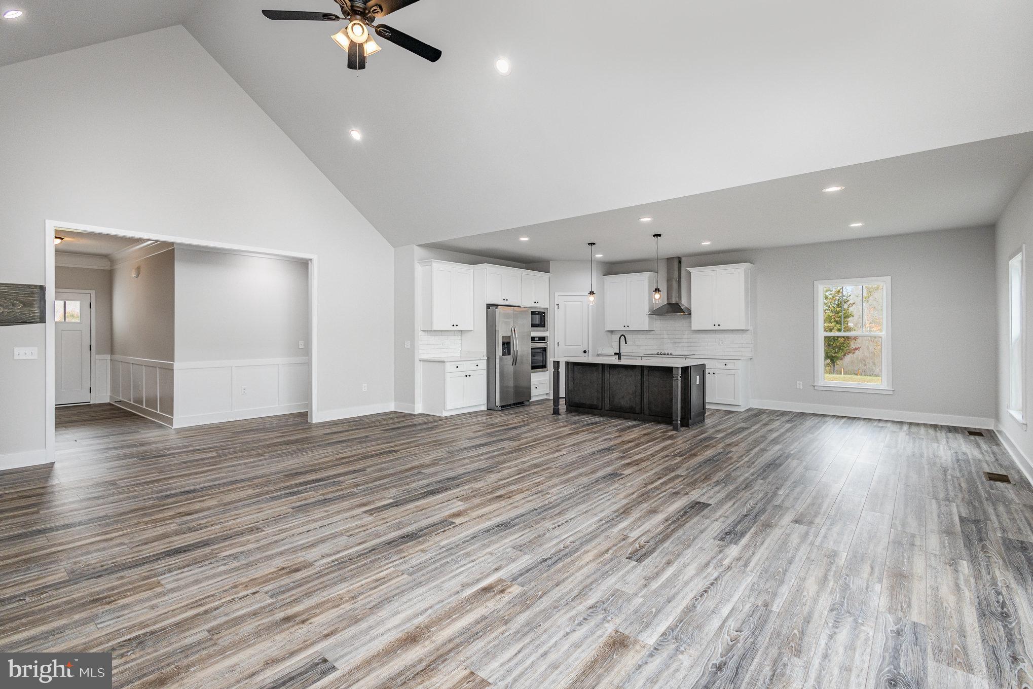 NOAHS LANDING - Residential