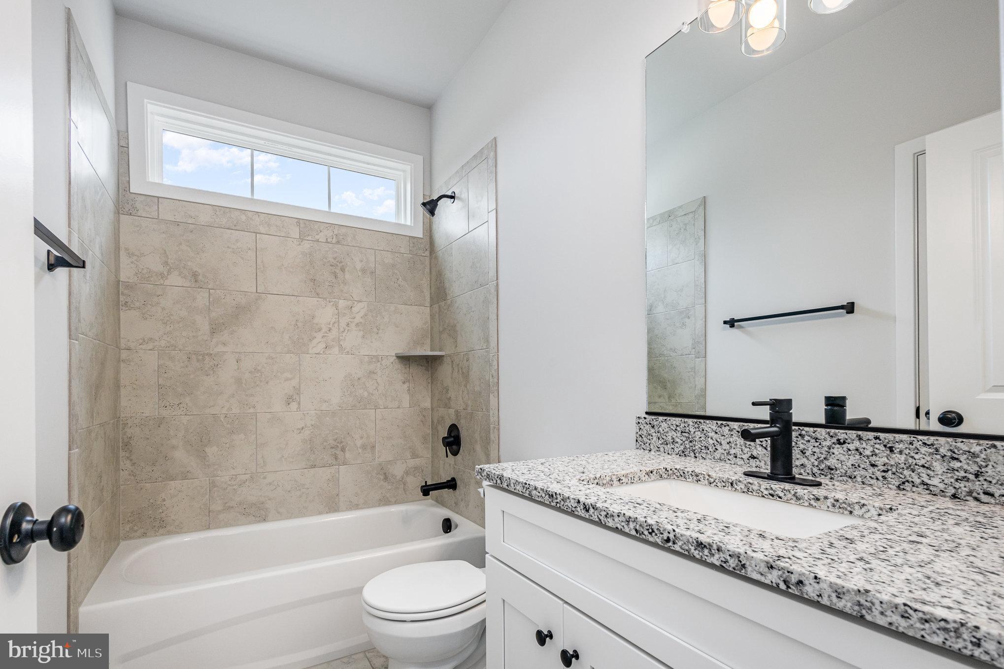 NOAHS LANDING - Residential