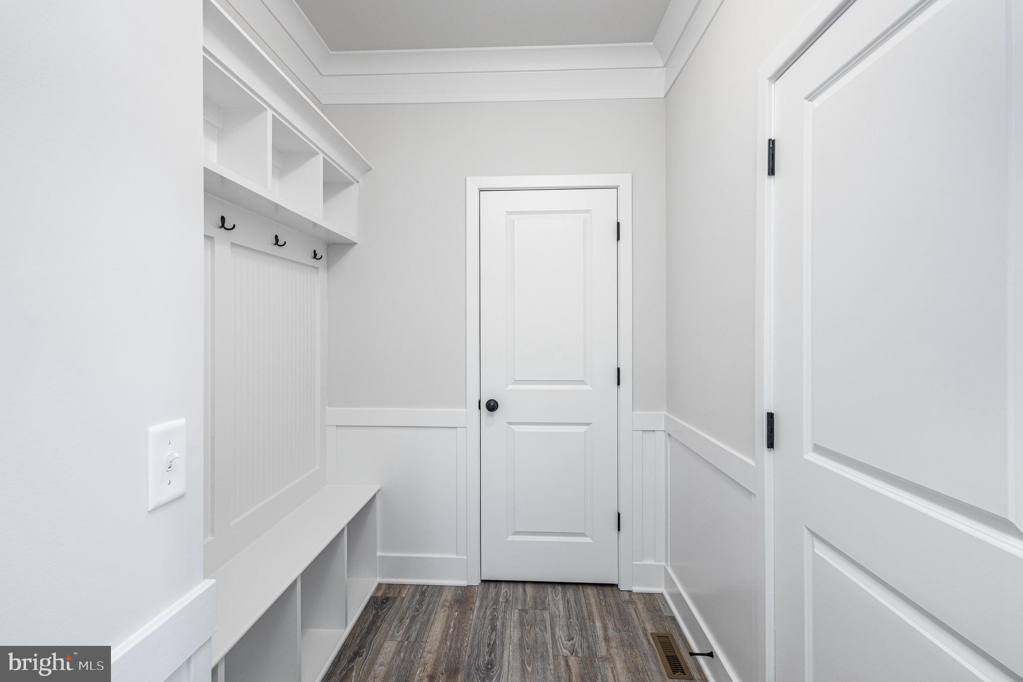 NOAHS LANDING - Residential